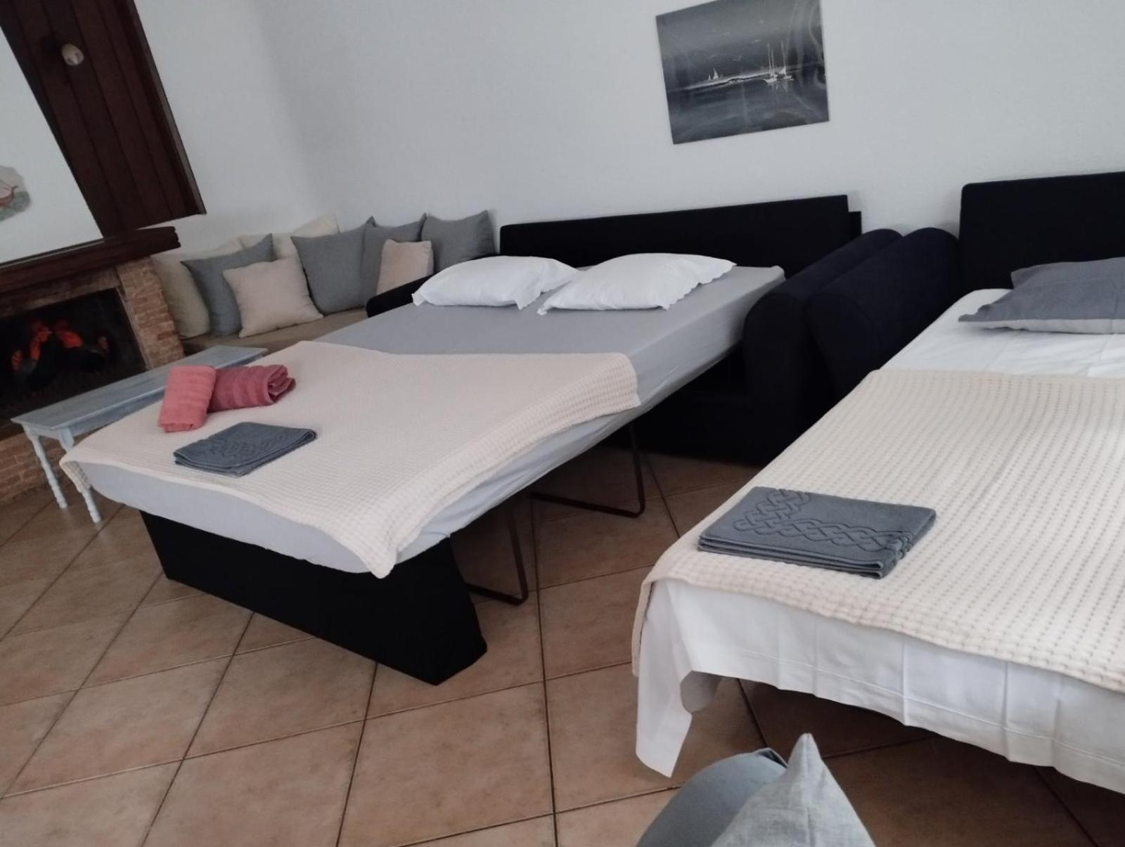 Elea Home Apartments Alexandroupoli Bagian luar foto